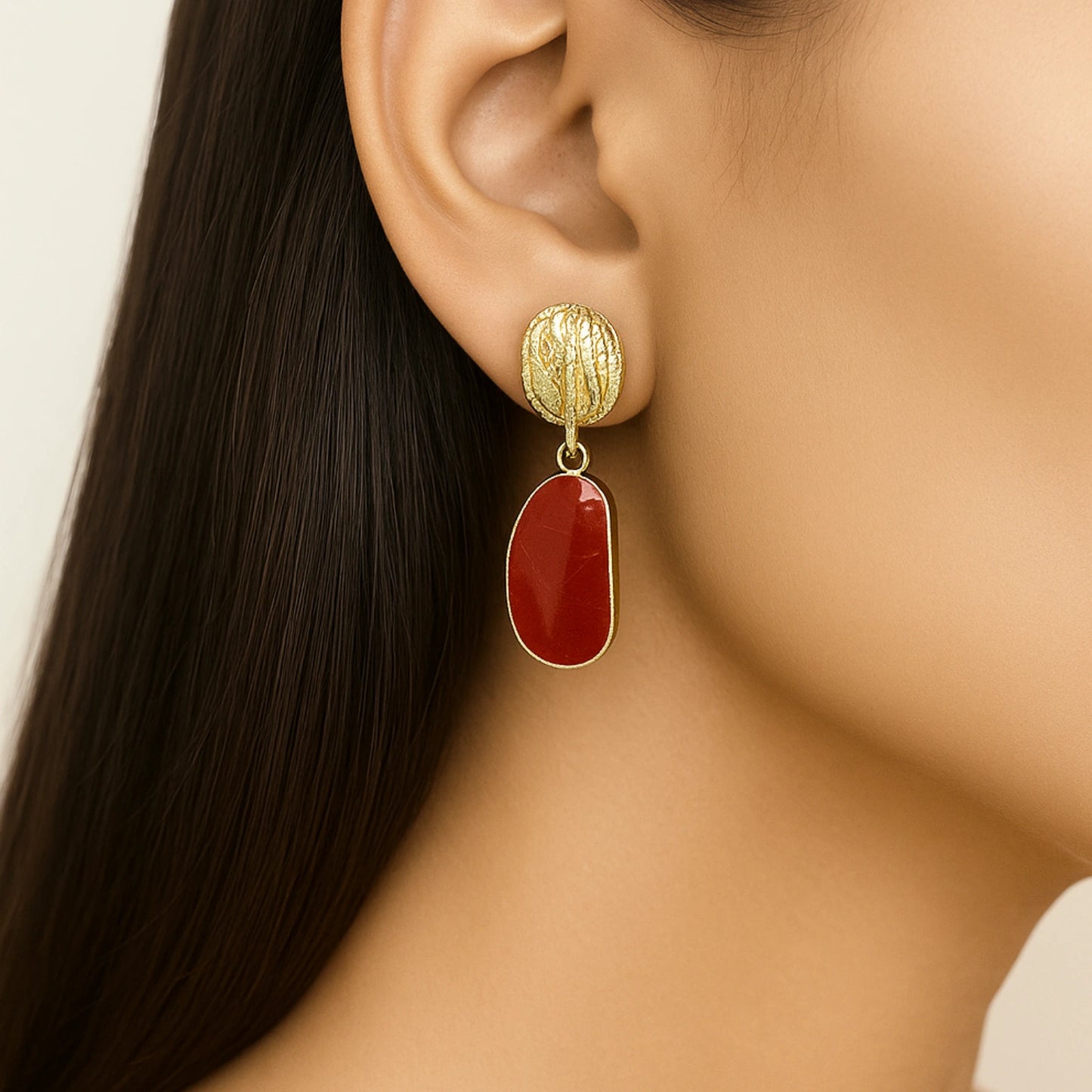 Top ripple detailing stud